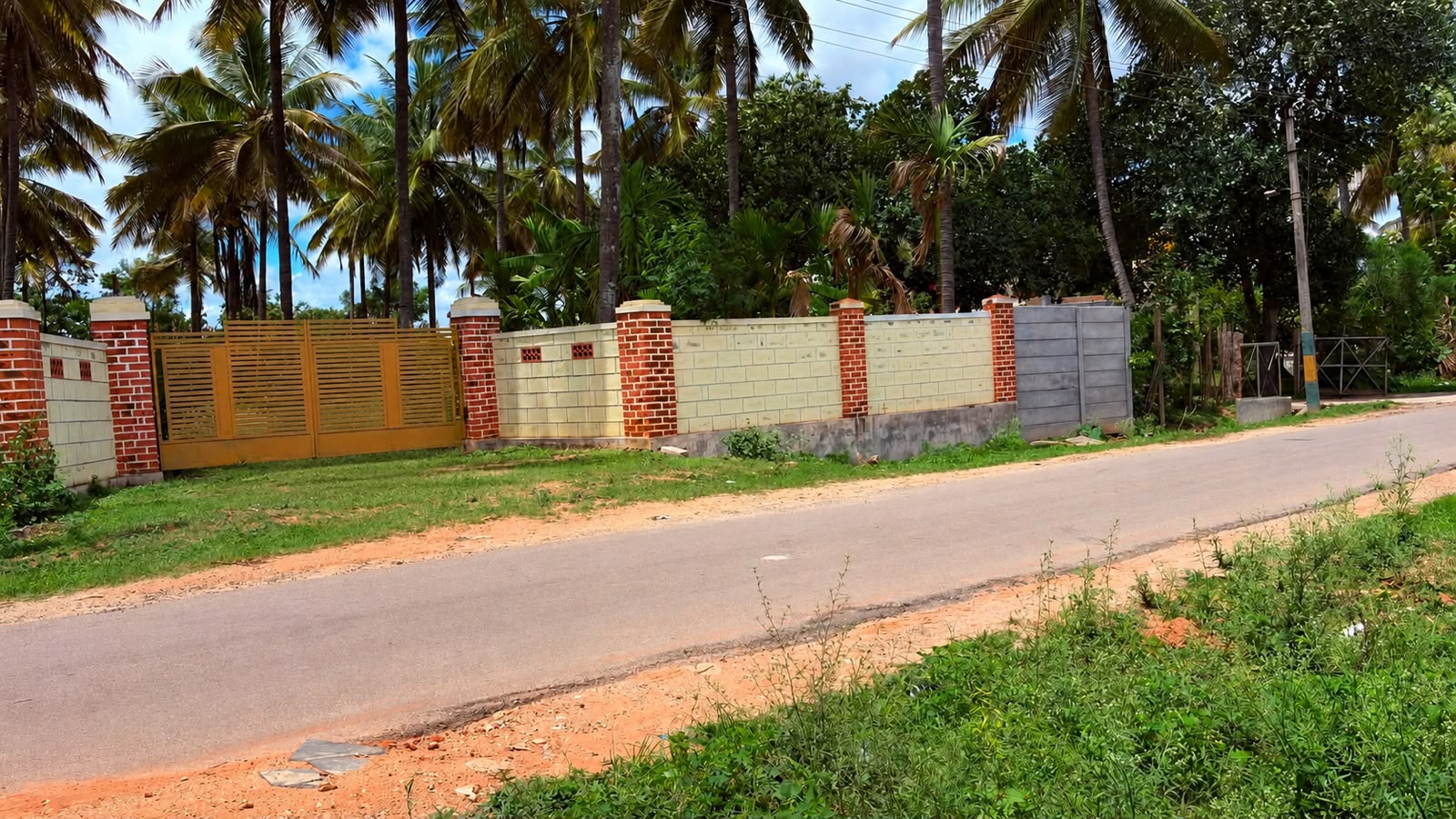 Prime 1 Acre 8 Guntas Commercial & Industrial Land | 120-Ft Road Frontage | 200 m from National Highway | North Bengaluru