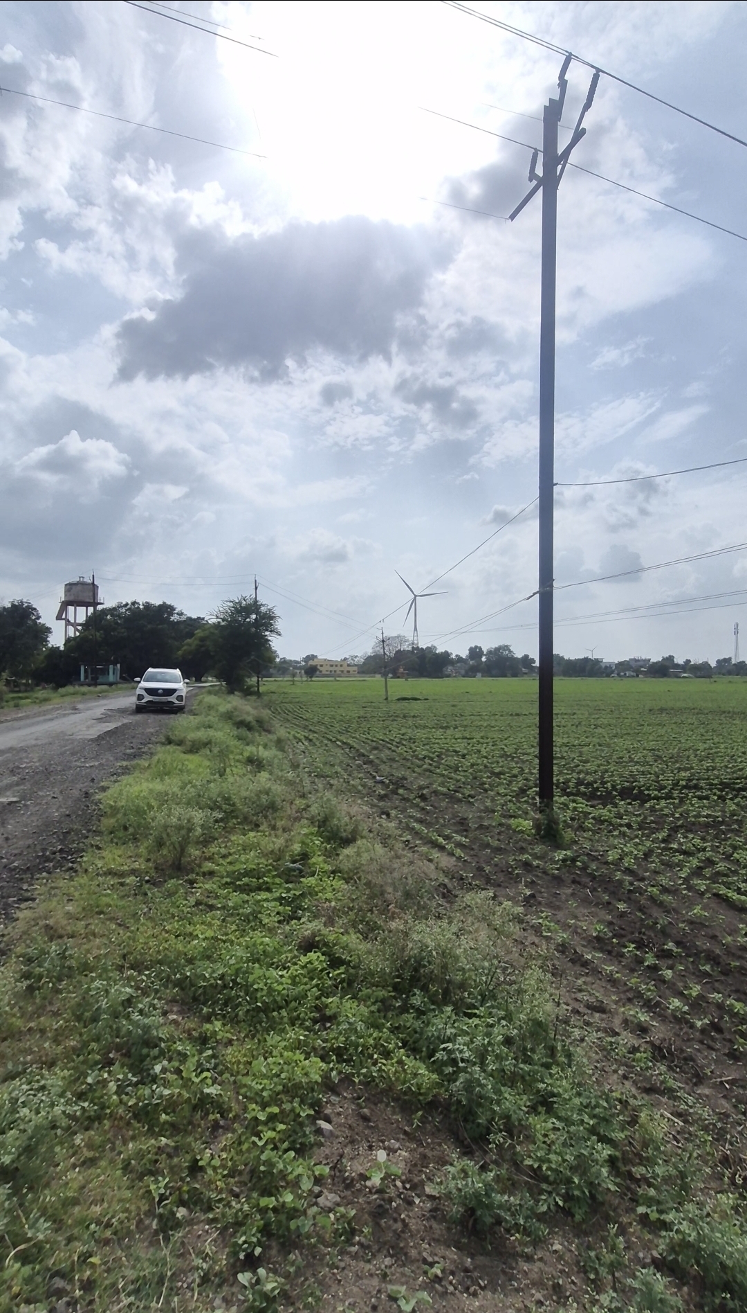 For sale, 4.47 Acre Land at Rs. 1.10 cro per acre